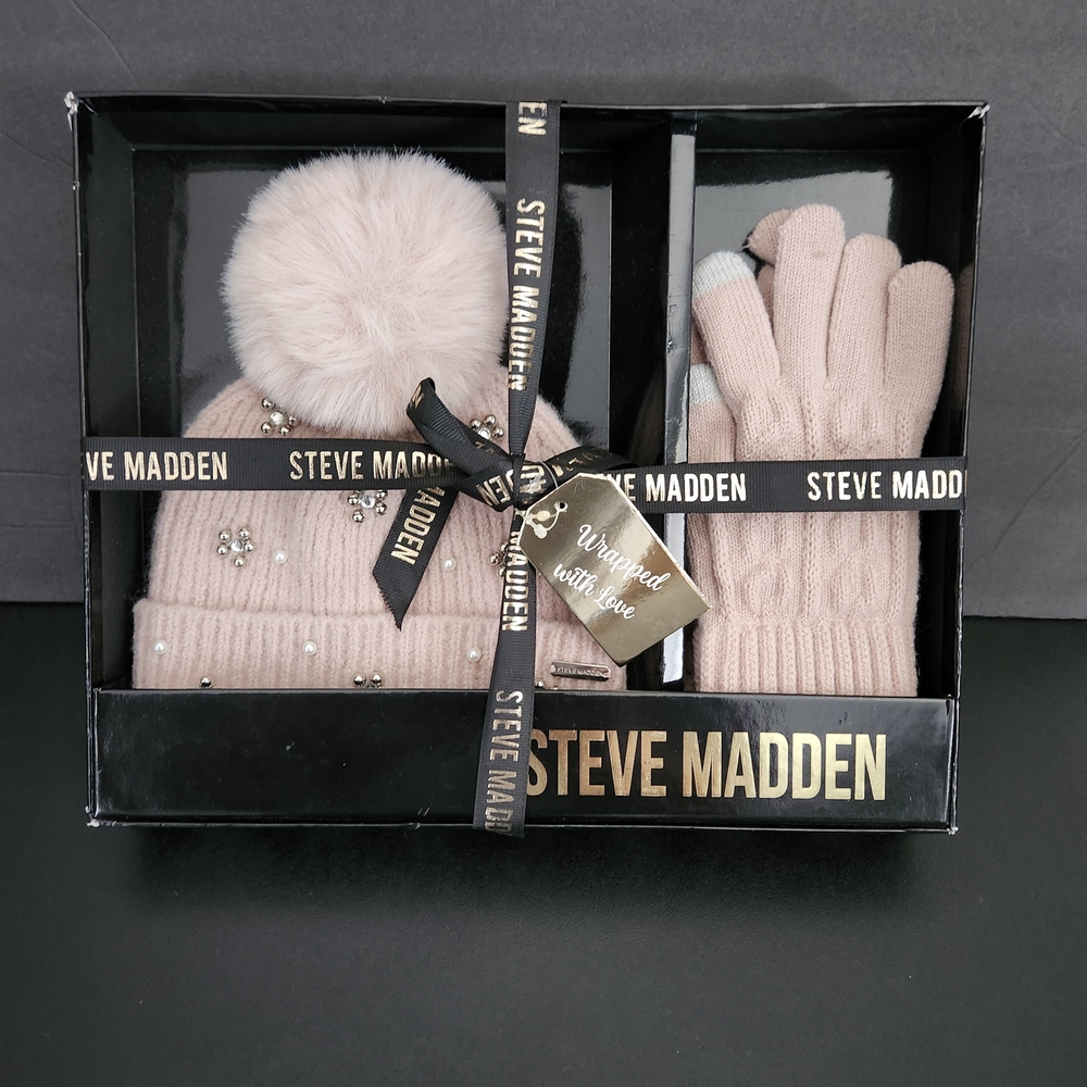 Steve Madden Blush Pink Knit Beanie and Touchscreen Gloves Gift Set